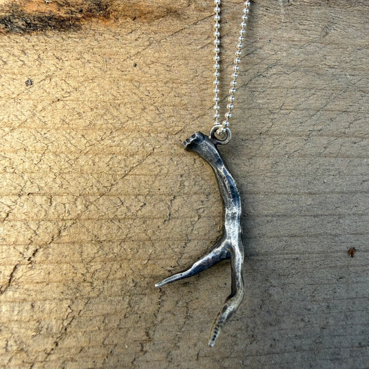 Lone Young Buck pendant